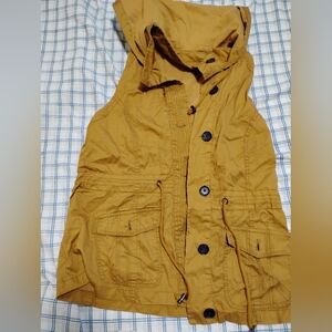 Maurices tan/Mustard Cargo Vest